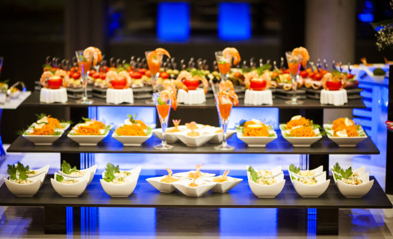 Feier-Catering Bellmann serviert frische Spezialitäten für Hochzeiten und Geburtstage