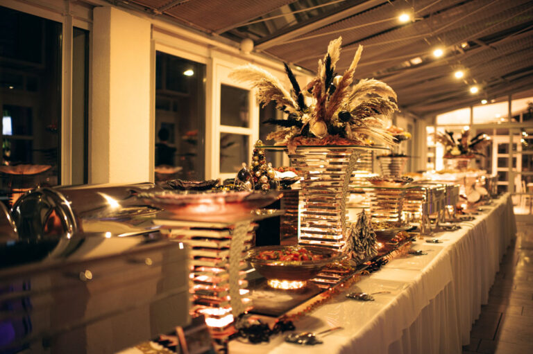 Cateringfirma Bellmann organisiert stilvolle Abendessen für Firmenveranstaltungen