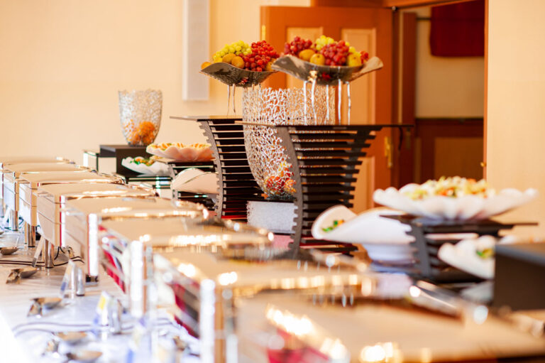 Cateringanbieter Bellmann liefert Buffetideen für Sommerfeste und Hochzeiten